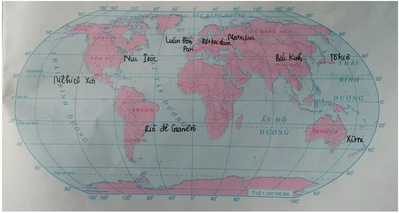 Giải tập bản đồ Địa Lí 10 | Tập bản đồ Địa Lí 10 Cau 4 Bai 40