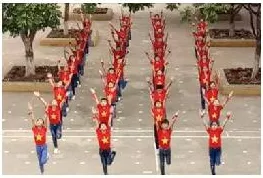 Lớp 6A có 36 học sinh. Trong một tiết mục đồng diễn thể dục nhịp điệu Hoat Dong Kham Pha 1 Trang 28 Toan Lop 6 Tap 1 Chan Troi