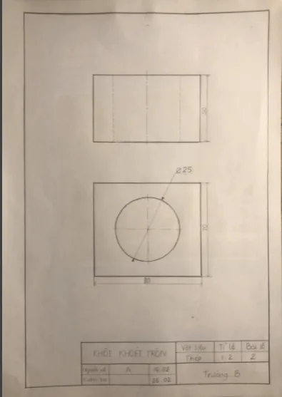 Vẽ lại Hình 8.11 bao gồm cả phần ghi kích thước vào khổ giấy đã chuẩn bị ở trên, theo đúng tiêu chuẩn Van Dung 2 Trang 51 Cong Nghe 10 Tkcn 2