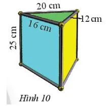 Một chiếc hộp đèn có dạng hình lăng trụ đứng tam giác có kích thước như Hình10 Bai 1 Trang 62 Toan Lop 7 Tap 1